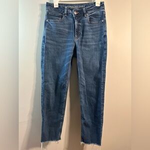 American Eagle Outfitters Mom Straight Jeans